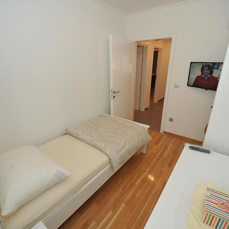 Apartment Antea Sinj Bagian luar foto