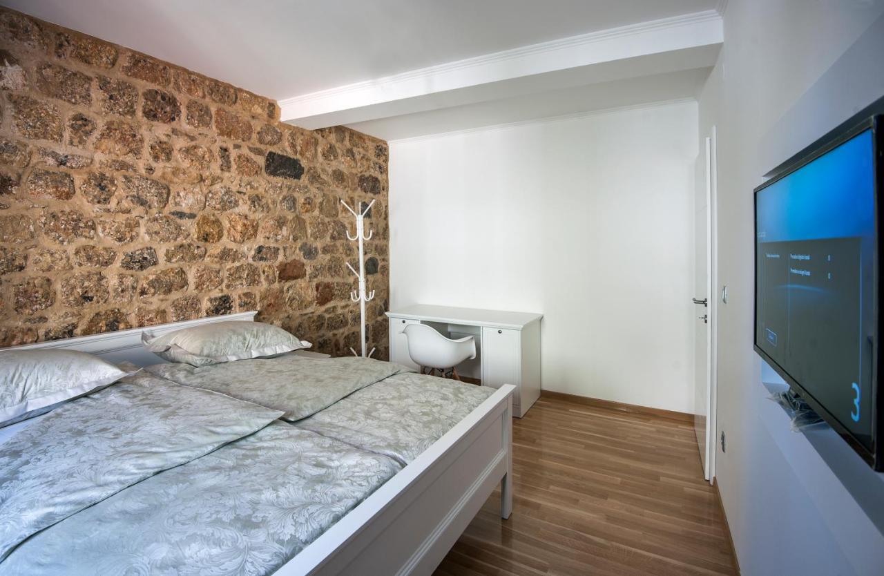 Apartment Antea Sinj Bagian luar foto