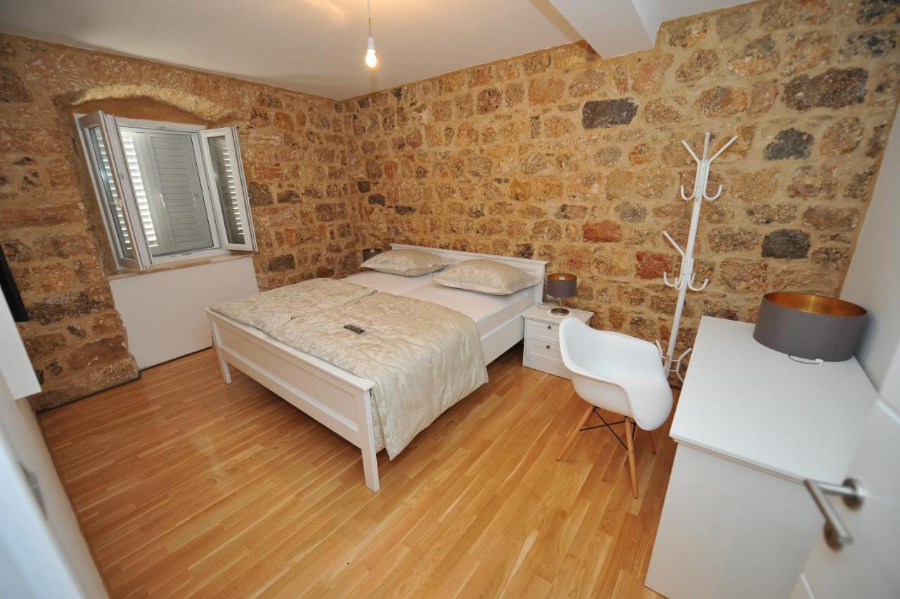 Apartment Antea Sinj Bagian luar foto